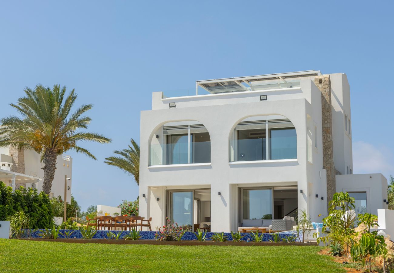 Villa in Protaras - Protaras Beachfront Villa Mimosa