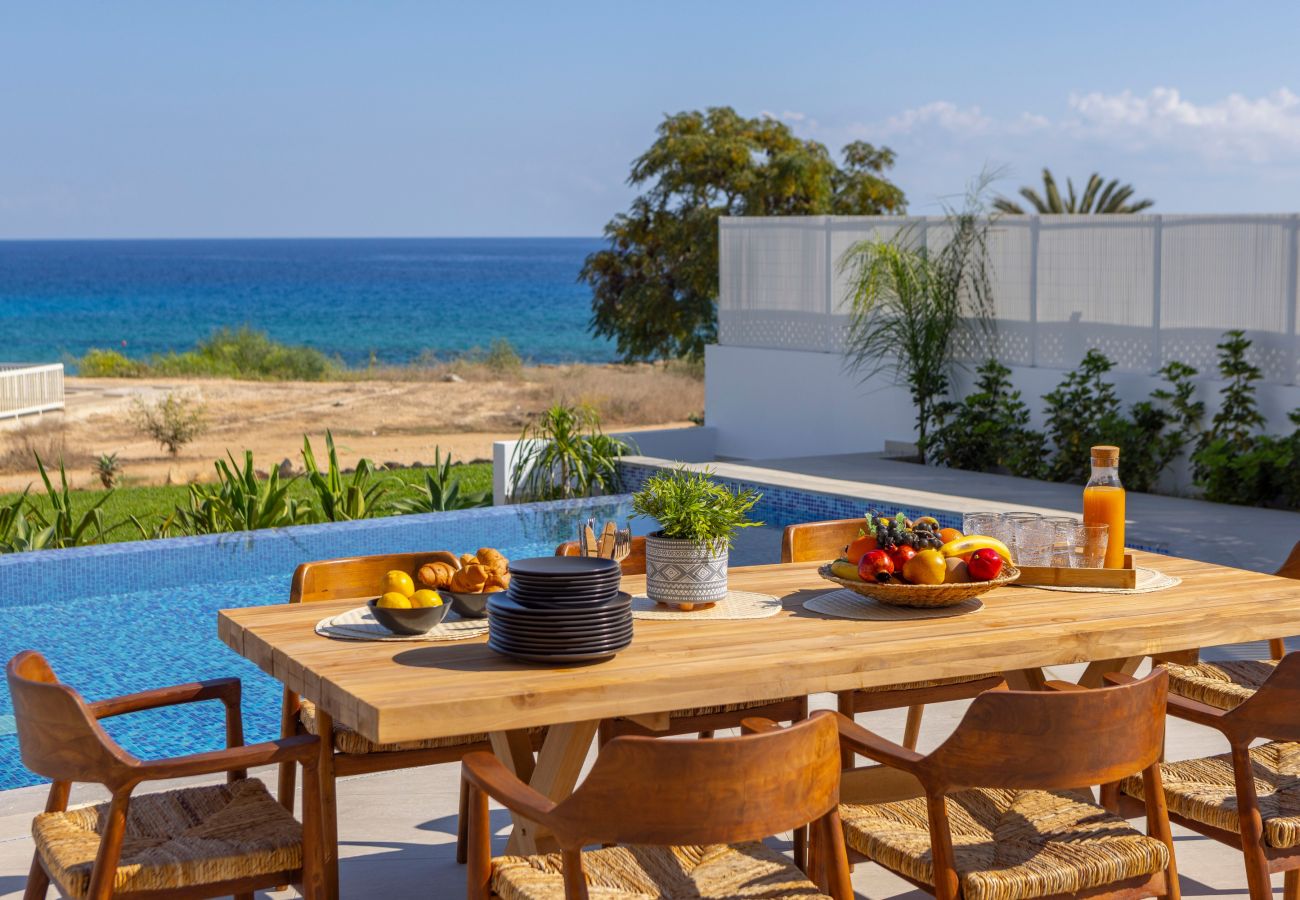 Villa in Protaras - Protaras Beachfront Villa Mimosa